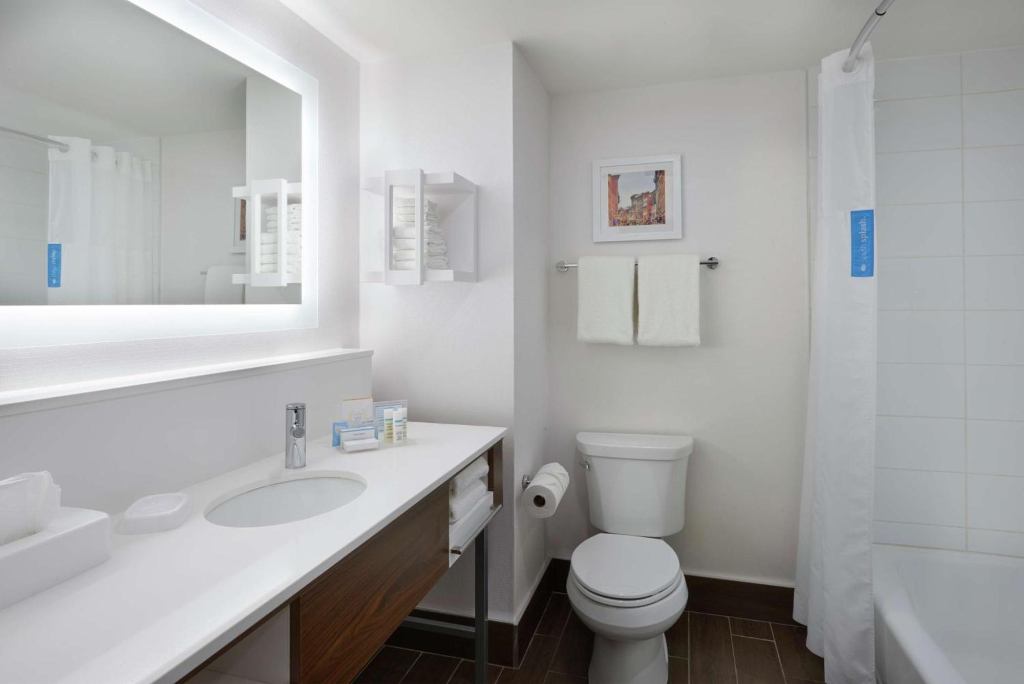 Hampton Inn & Suites Montreal-Dorval Dış mekan fotoğraf