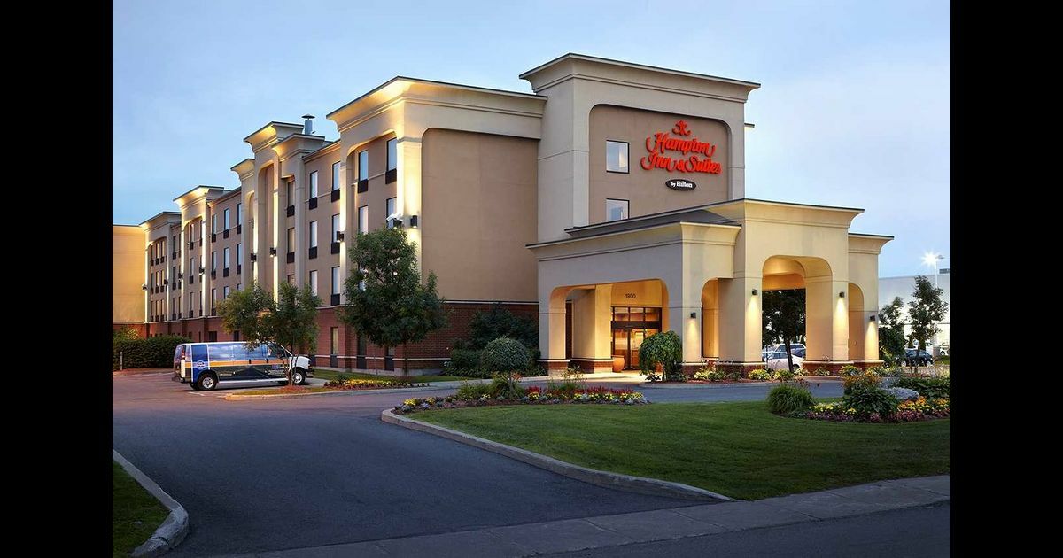 Hampton Inn & Suites Montreal-Dorval Dış mekan fotoğraf